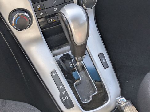 Used 2014 Chevrolet Cruze LT w/ RS Package image 26