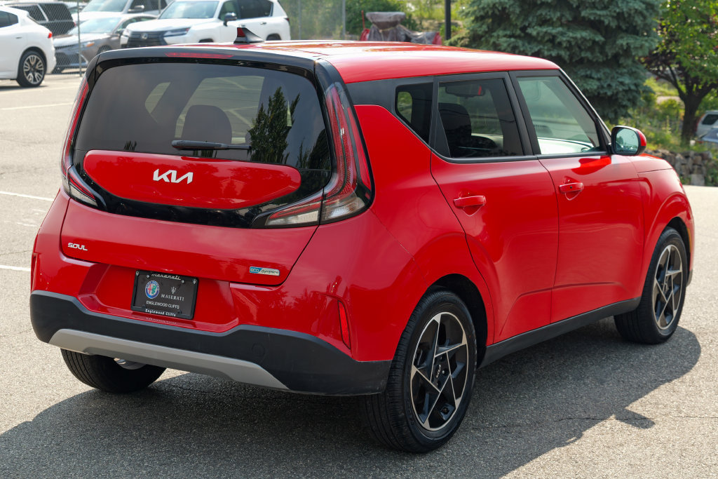 Used 2023 Kia Soul EX FWD image 7