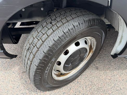 Used 2019 Ford Transit 150 148 Low Roof RWD image 44