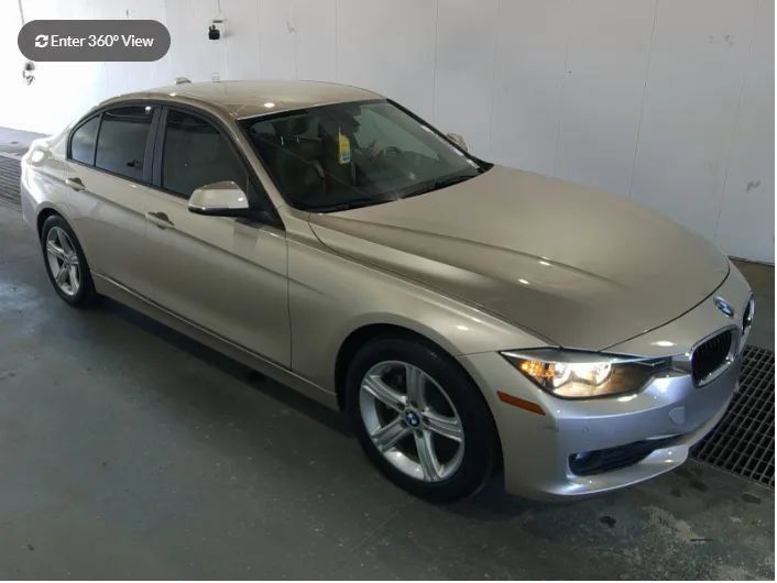 Used 2015 BMW 320i Sedan RWD image 1