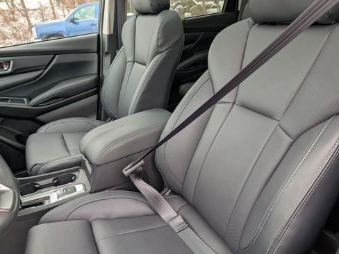 Used 2025 Subaru Ascent Limited w/ Popular Package #2 image 21