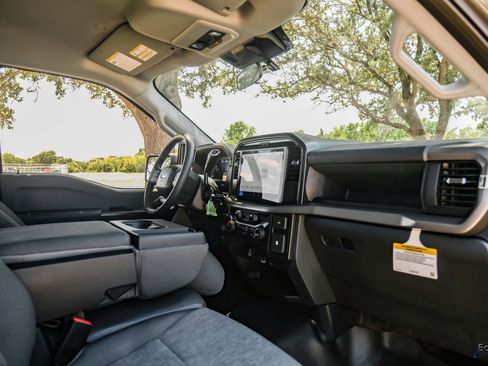 Used 2026 Ford F150 XL RWD image 39