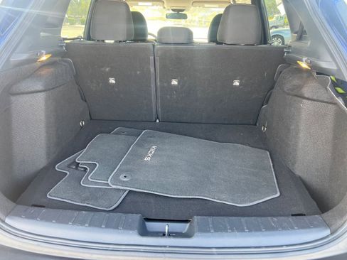 Used 2025 Nissan Kicks SV image 31