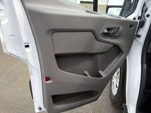 Used 2025 Ford Transit 350 XLT RWD image 13
