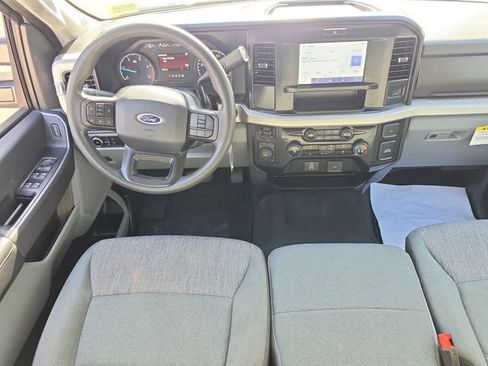 Used 2025 Ford F250 XLT AWD/4WD image 16
