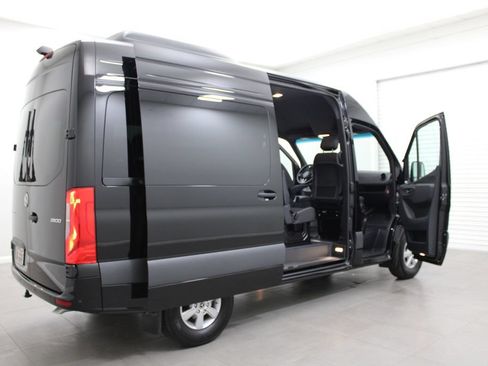 New 2024 Mercedes-Benz Sprinter 2500 image 26