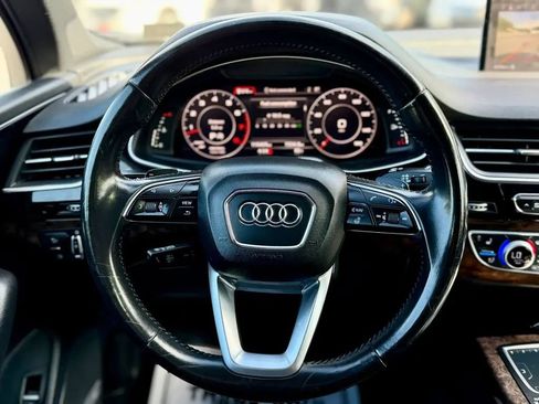 Used 2017 Audi Q7 3.0T Prestige w/ Prestige Package AWD/4WD image 24