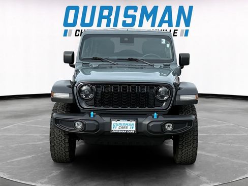 Used 2024 Jeep Wrangler Unlimited AWD/4WD image 8