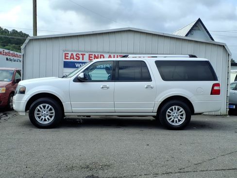 Used 2014 Ford Expedition EL Limited w/ Equipment Group 301A AWD/4WD image 2