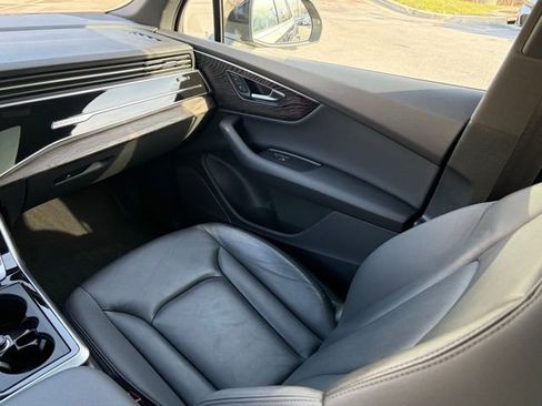 Used 2021 Audi Q7 2.0T Premium w/ Convenience Package image 37