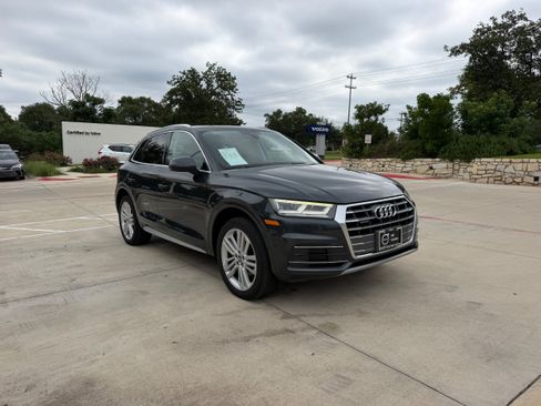 Used 2018 Audi Q5 2.0T Premium Plus w/ Premium Plus Package AWD/4WD image 7