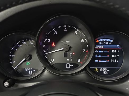 Certified 2026 Porsche Macan AWD/4WD image 15