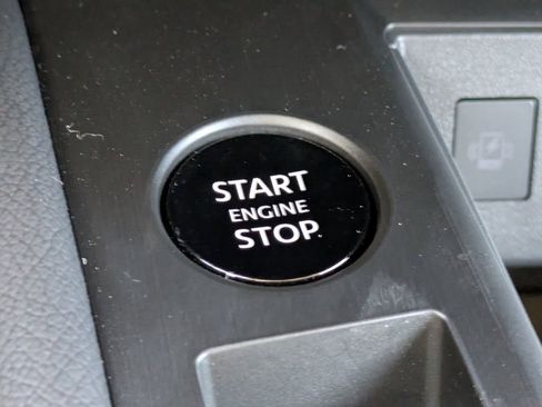 New 2026 Nissan Kicks SR image 26