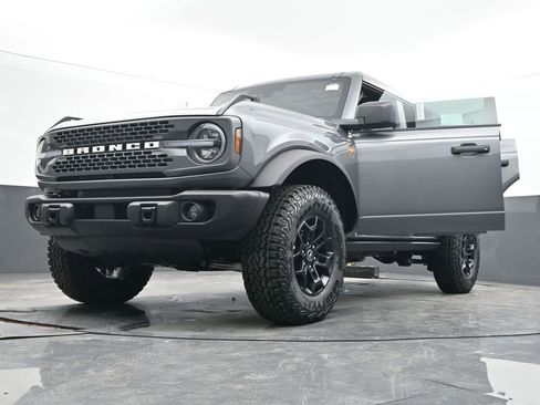 New 2026 Ford Bronco Badlands image 70