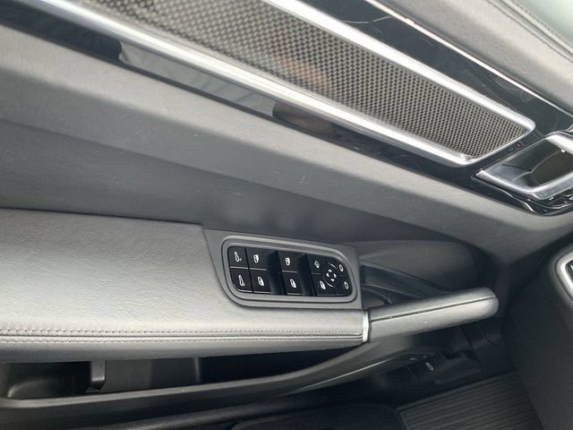 Used 2019 Porsche Cayenne Turbo AWD/4WD image 14