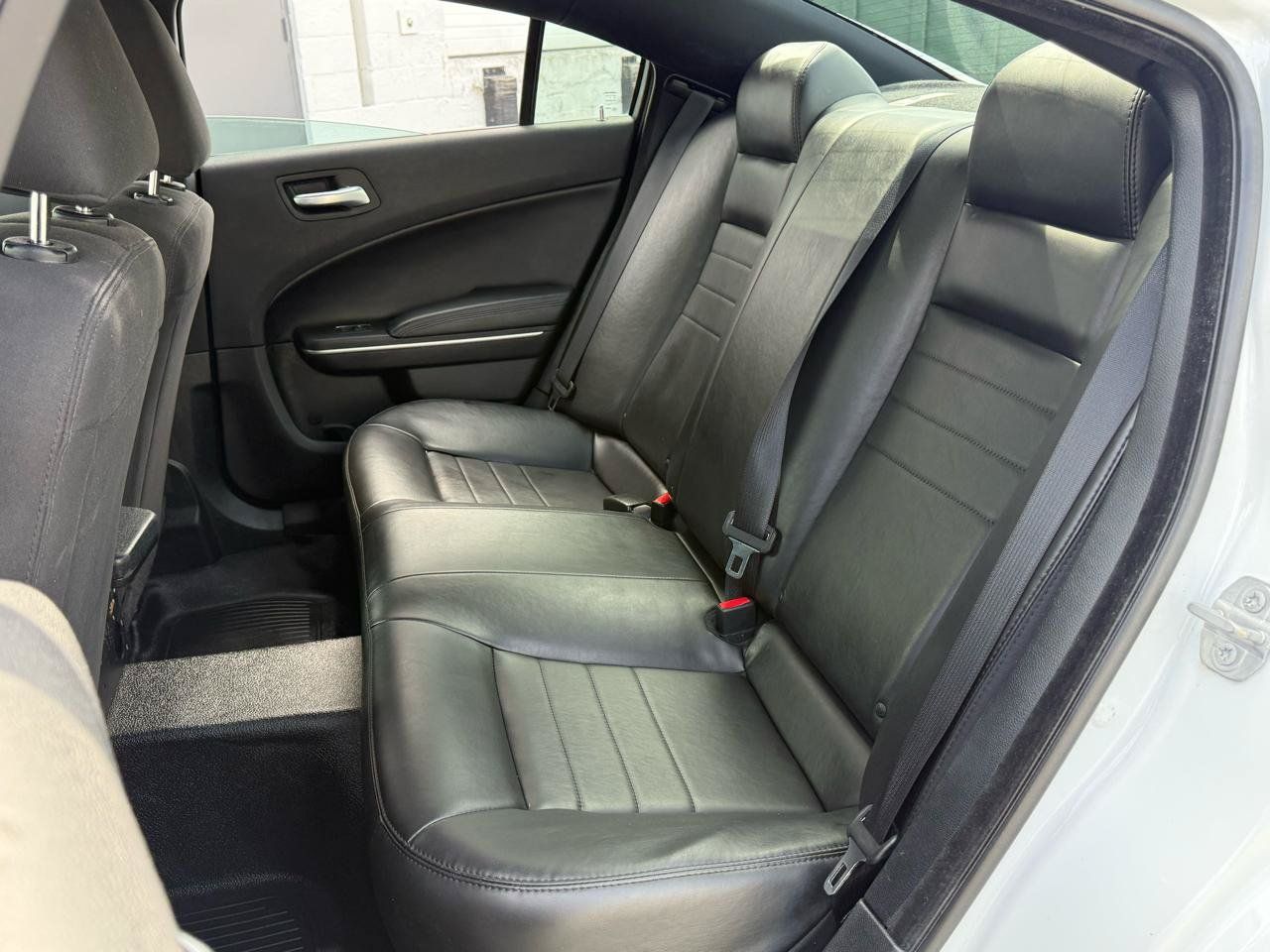 Used 2019 Dodge Charger Police AWD/4WD image 4