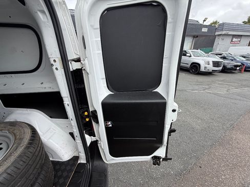 Used 2016 RAM ProMaster City Tradesman w/ Rear Back-up Camera Group FWD image 14