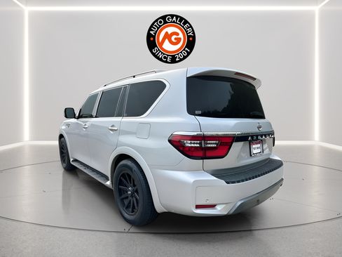Used 2021 Nissan Armada SL w/ Captain's Chairs Package RWD image 5