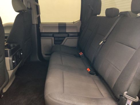 Used 2019 Ford F150 XL w/ Equipment Group 101A Mid RWD image 18