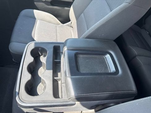 Used 2019 Chevrolet Silverado 2500 LT AWD/4WD image 17
