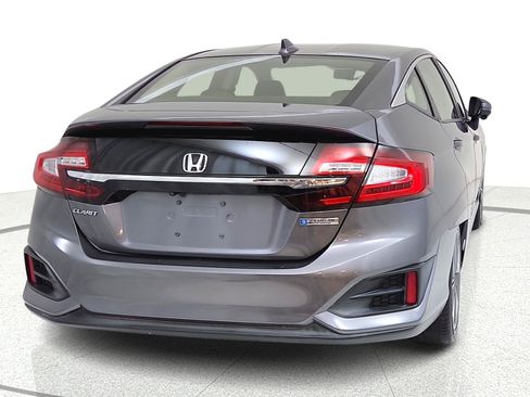 Used 2018 Honda Clarity Plug-In Hybrid image 5