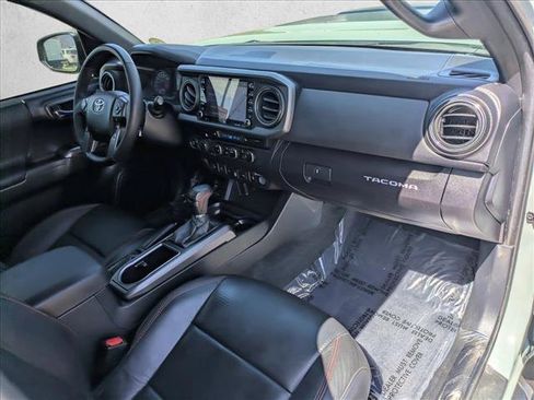Used 2021 Toyota Tacoma TRD Pro AWD/4WD image 19