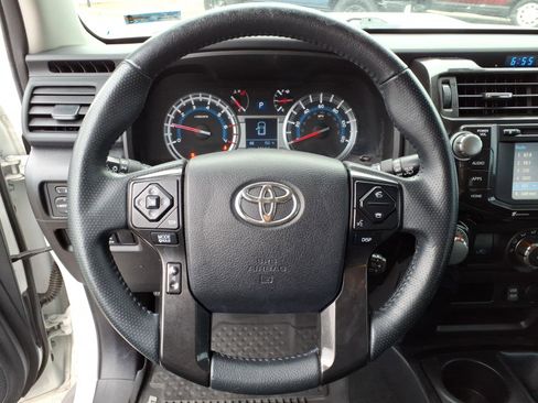 Used 2016 Toyota 4Runner 4WD image 13