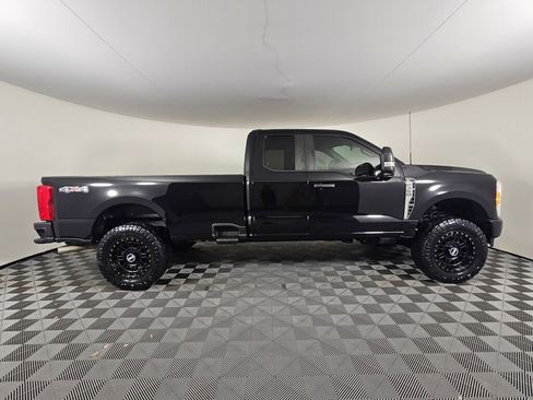 Used 2023 Ford F350 XL w/ XL Off-Road Package AWD/4WD image 2
