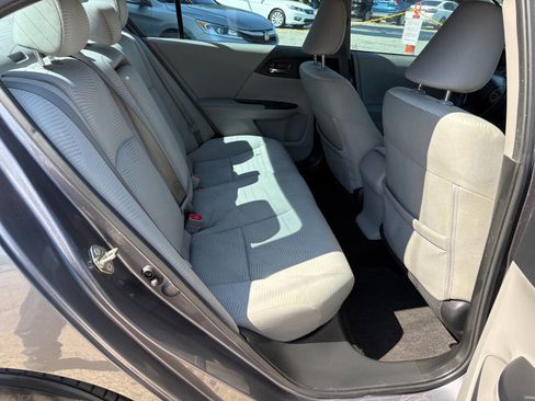 Used 2017 Honda Accord LX image 15