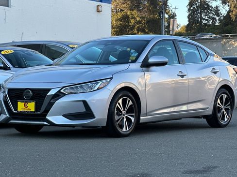 Used 2023 Nissan Sentra SV image 9