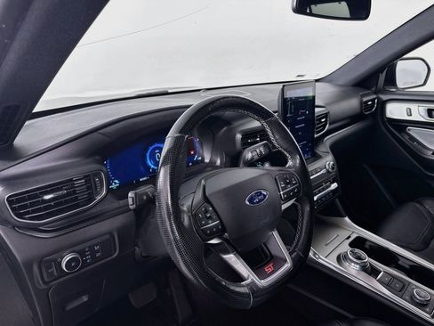 Used 2020 Ford Explorer ST w/ ST Street Pack AWD/4WD image 9