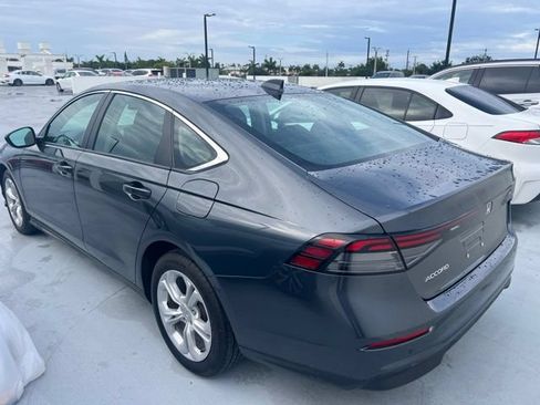 Used 2025 Honda Accord LX image 17