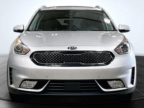 Used 2018 Kia Niro Touring FWD image 3