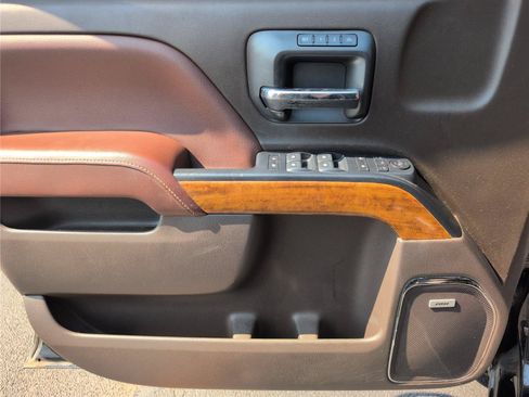 Used 2018 Chevrolet Silverado 1500 High Country AWD/4WD image 20