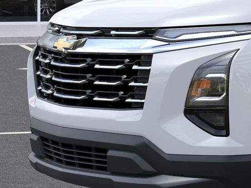 New 2026 Chevrolet Equinox LT w/ Convenience Package II FWD image 13