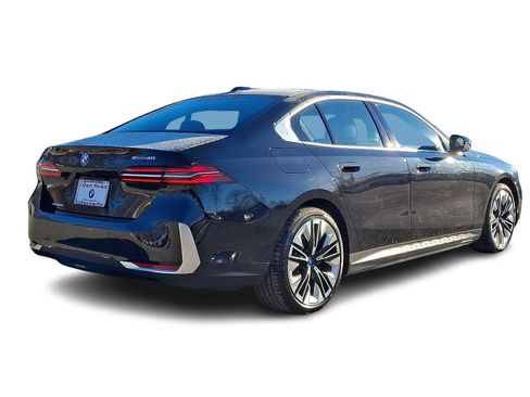 Used 2025 BMW i5 xDrive40 w/ Premium Package image 6