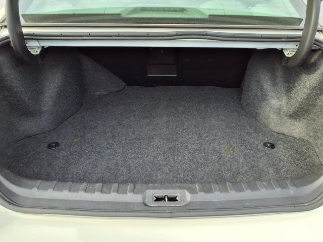 Used 2009 Buick Lucerne CX FWD image 21