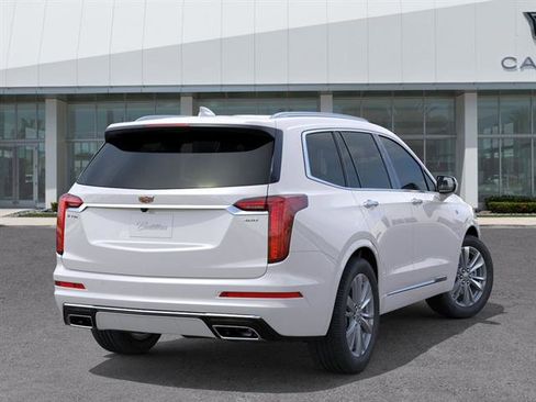 Used 2025 Cadillac XT6 Premium Luxury FWD image 29