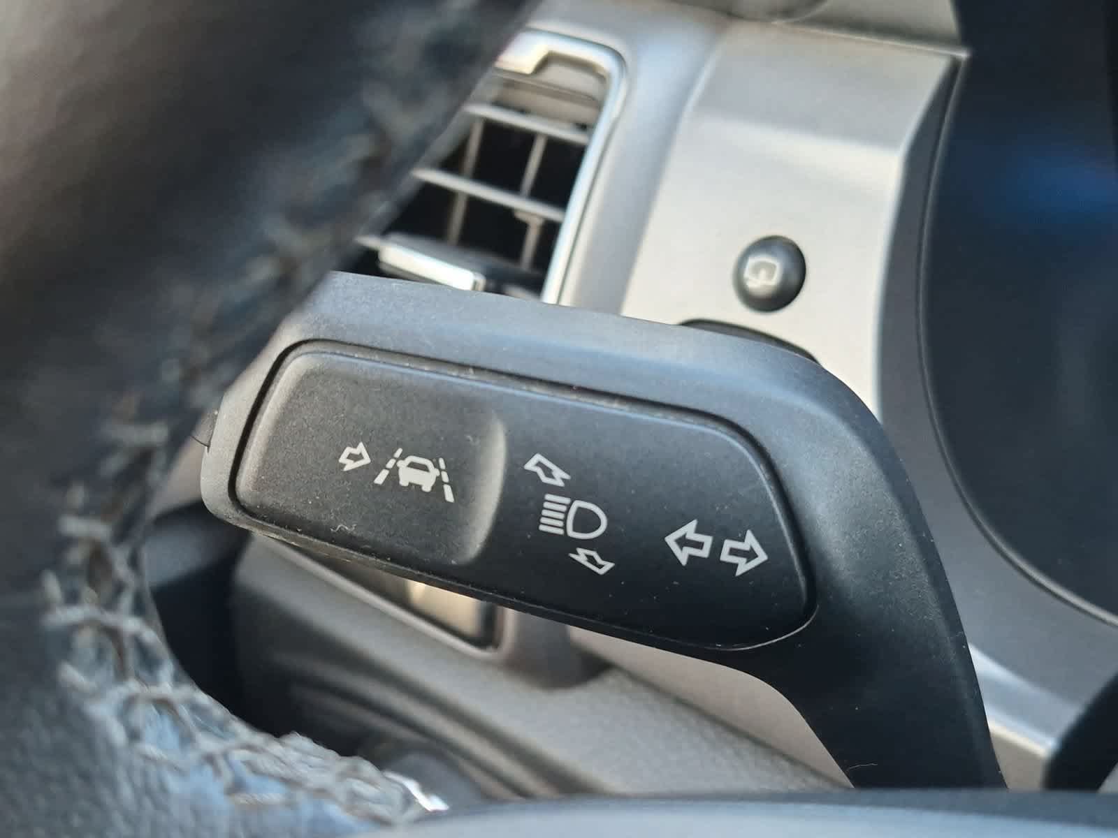 Used 2019 Ford Ranger XLT w/ Equipment Group 302A Luxury AWD/4WD image 26