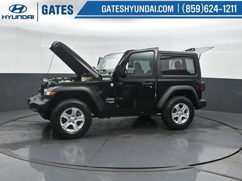 Used 2020 Jeep Wrangler Sport image 48