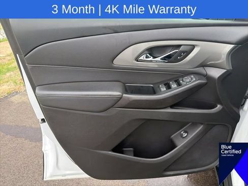 Used 2023 Chevrolet Traverse LT AWD/4WD image 25