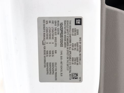 Used 2016 Chevrolet Express 3500 LT w/ LT Preferred Equipment Group RWD image 31