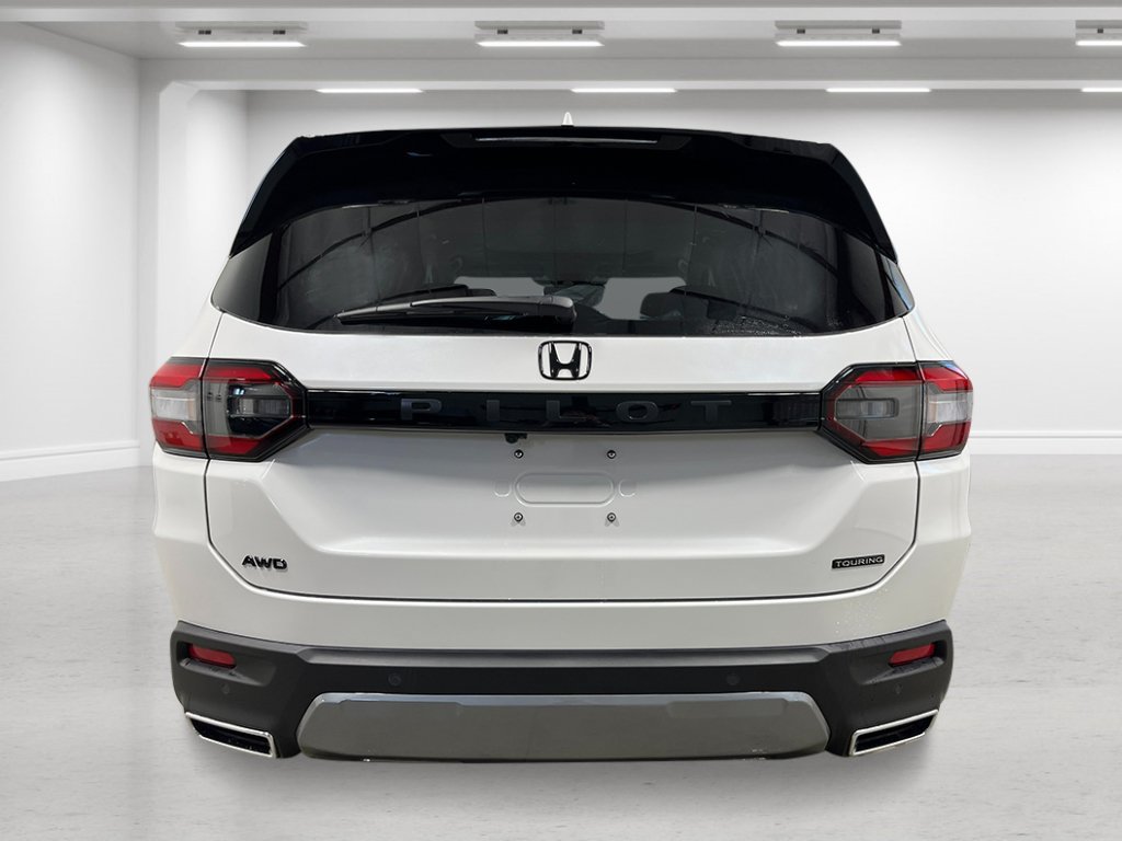 New 2026 Honda Pilot Touring image 4