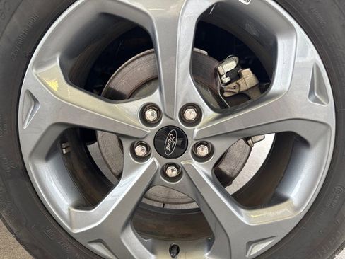 Used 2025 Ford Escape ST-Line image 5