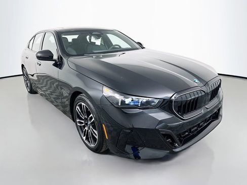 New 2026 BMW 530i w/ M Sport Package image 3