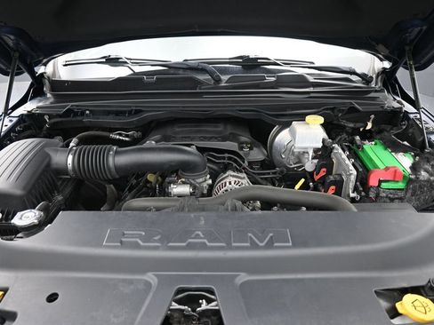 Used 2019 RAM 1500 Big Horn AWD/4WD image 37