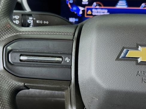 Used 2024 Chevrolet Colorado W/T image 13