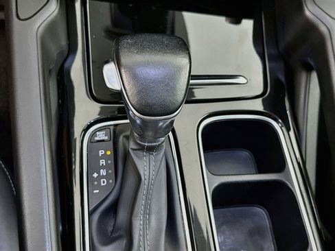 Used 2025 Kia Telluride S FWD image 18
