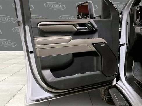 Certified 2024 Chevrolet Silverado 2500 ZR2 w/ Technology Package image 12