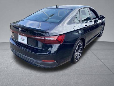 Used 2025 Volkswagen Jetta Sport FWD image 13
